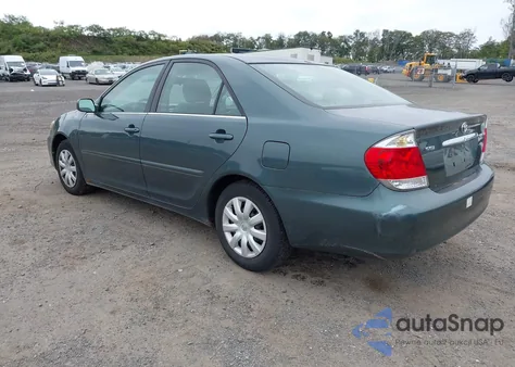 2005 Toyota Camry Le из США, поврежденный, VIN 4T1BE30K95U093058